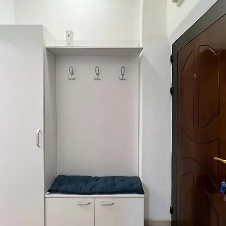 Old Cozy Apartment Bucharest