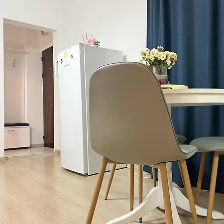 Old Cozy Apartment