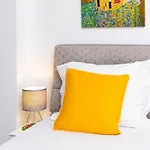 Old Cozy Apartman