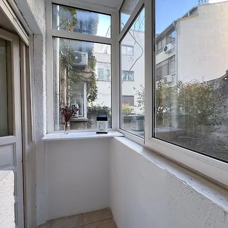 Old Cozy Apartment *