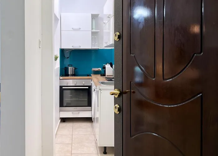 Old Cozy Apartman Bukarest