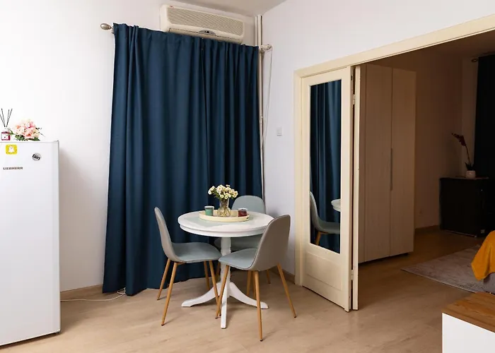 Old Cozy Appartamento Bucarest